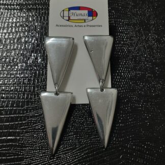 Brinco triângulo duplo